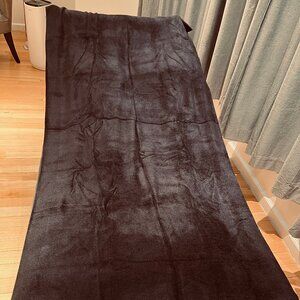 Barefoot Dreams CozyChic Black Oversized Blanket Wrap/Throw/Travel Wrap 82"x 37"